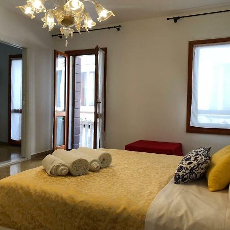 Grazia'S Apartment Кьоджа Экстерьер фото