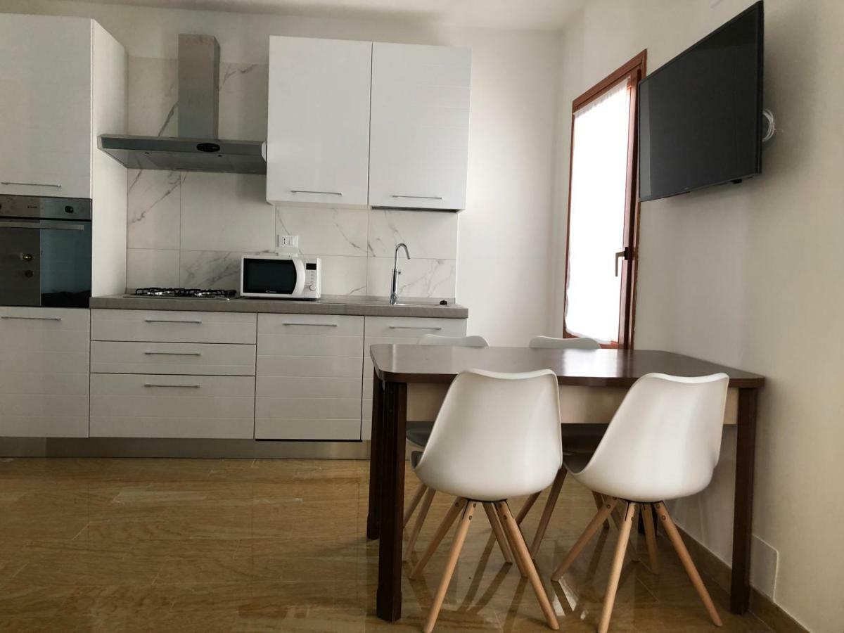 Grazia'S Apartment Кьоджа Экстерьер фото